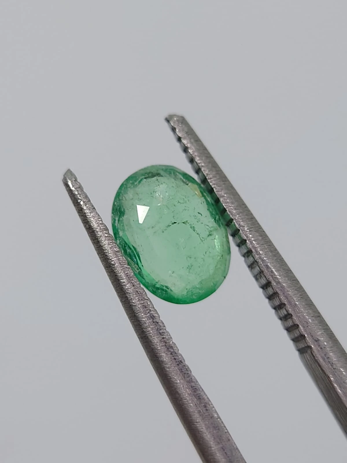 0.83ct Natural Emerald Oval Shape Loose Gemstone from Panjshir Afghanistan — view 4